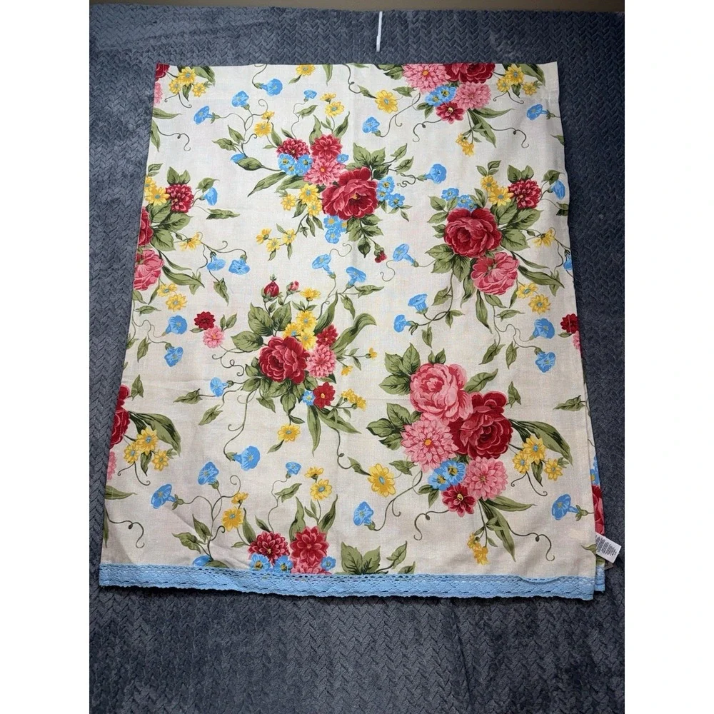 The Pioneer Woman Sweet Rose Curtains 30x36 2 piece set Discontinued Cottagecore